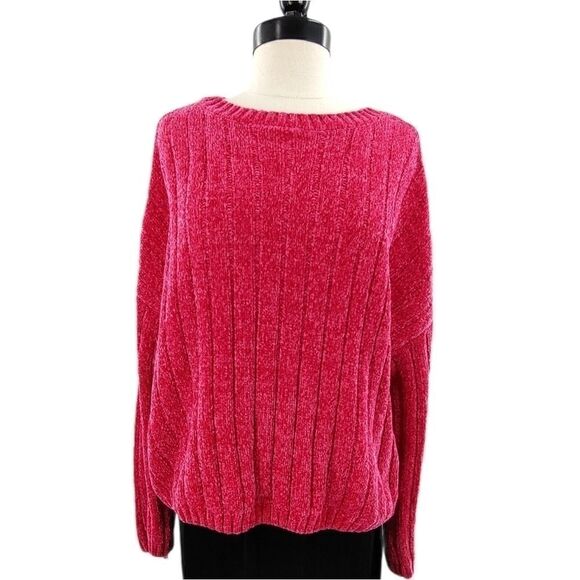 Cozy velour sweater in rich bright pink - Picture 1 of 6